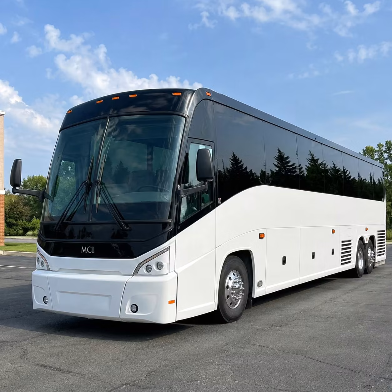long distance charter bus trips from tracy to sacramento and northern california