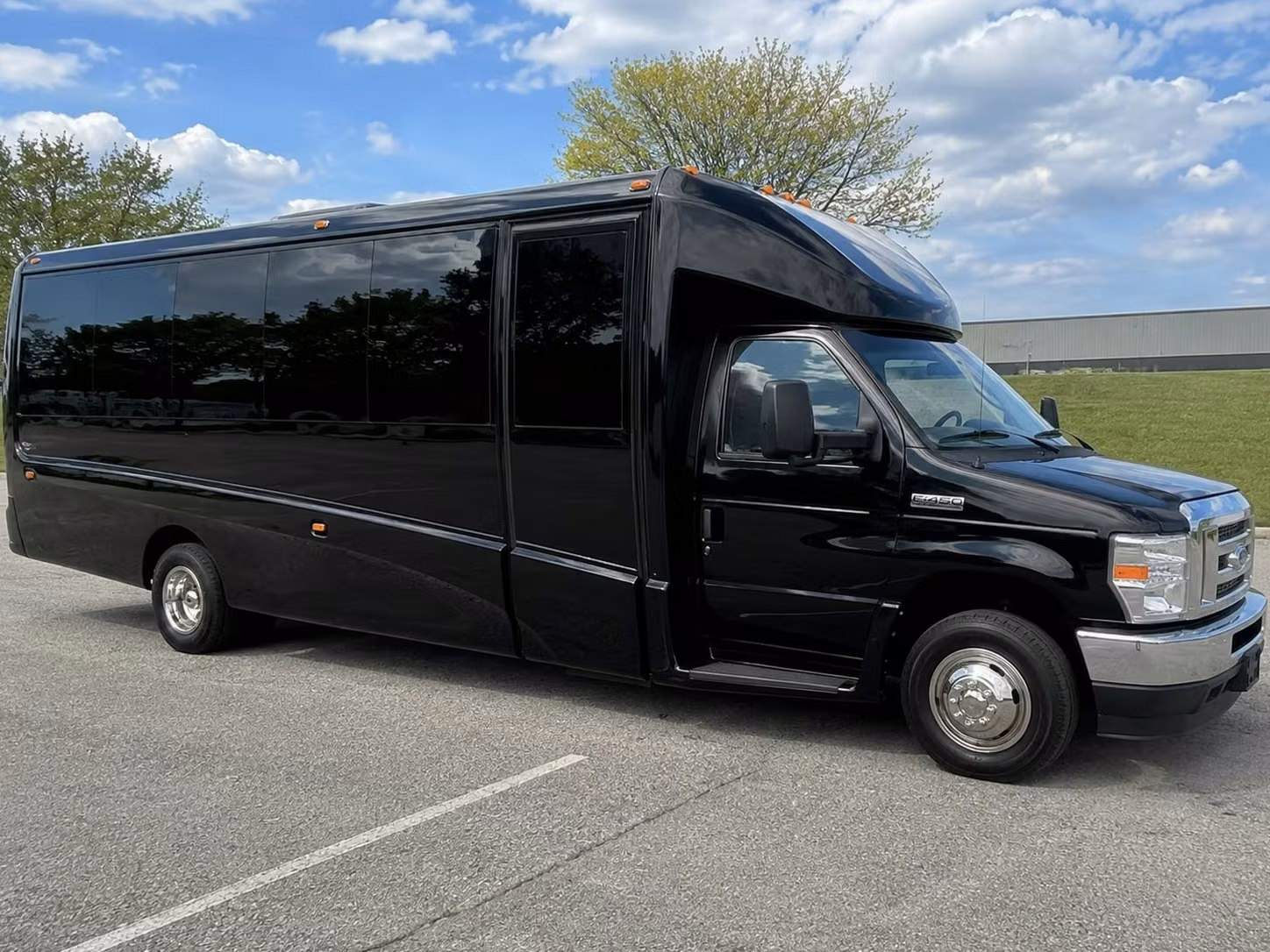 tracy 15 passenger minibus rental