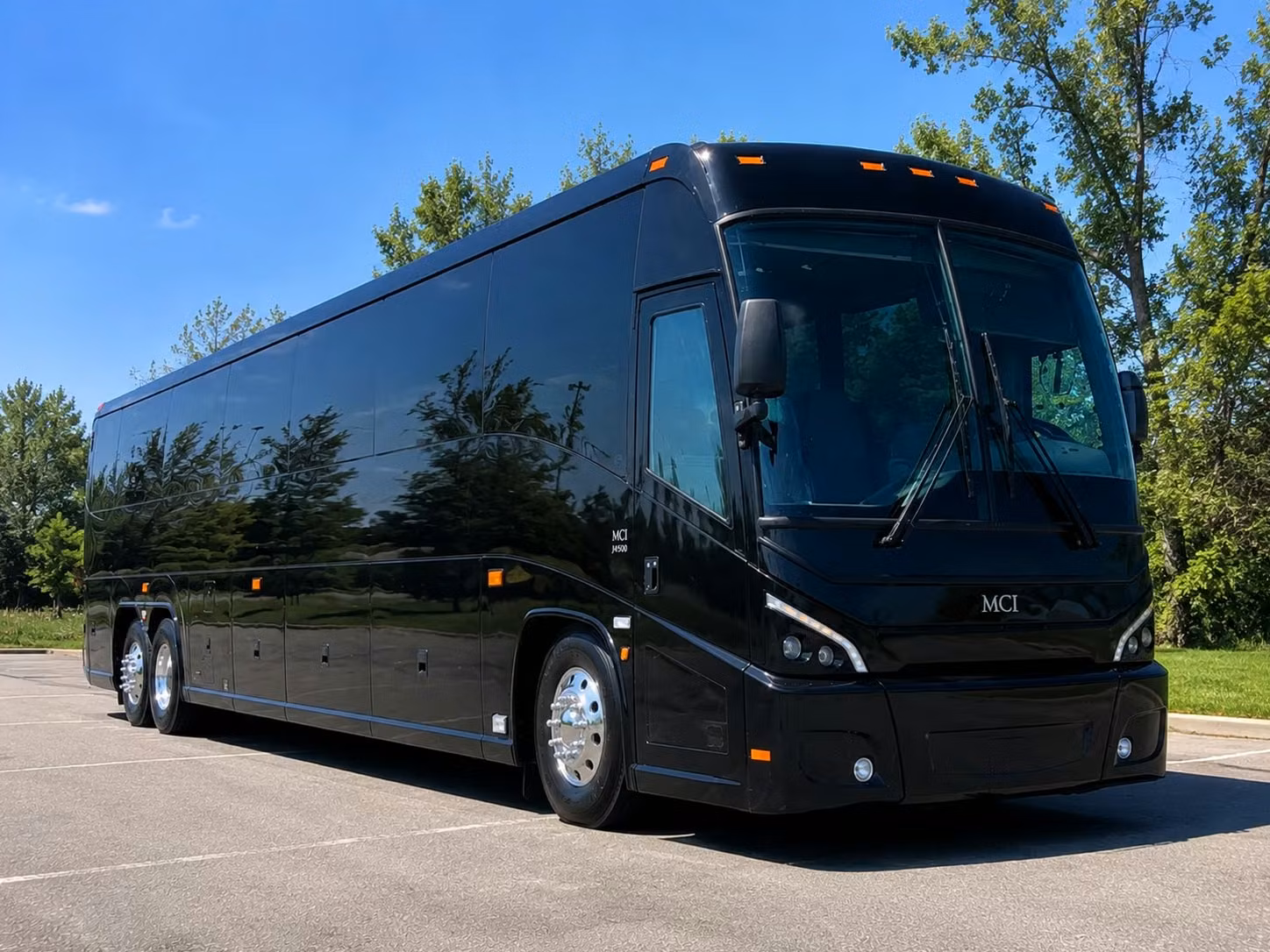 tracy airport transfer charter bus rentals